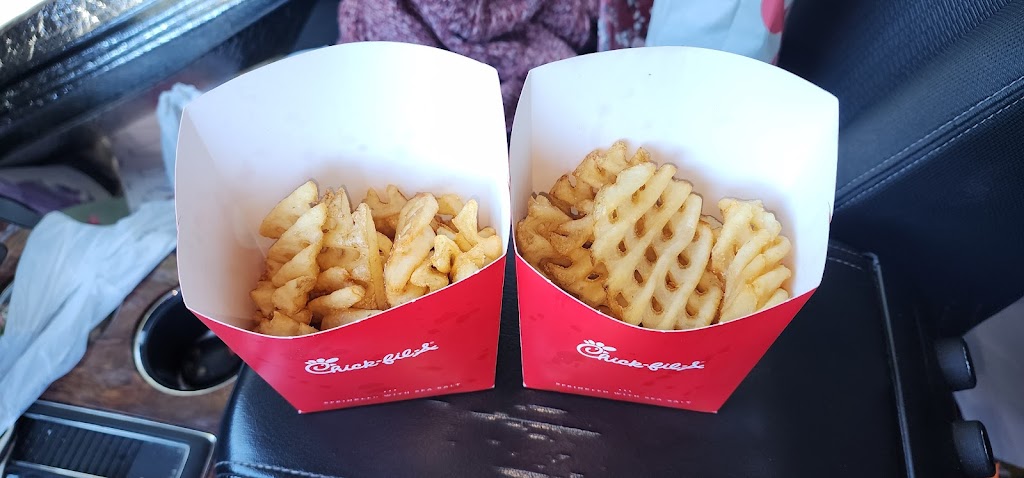 Chick-fil-A | restaurant | 101 Meadow Farm Dr, Lafayette, LA 70508, USA | 3374454575 OR +1 337-445-4575