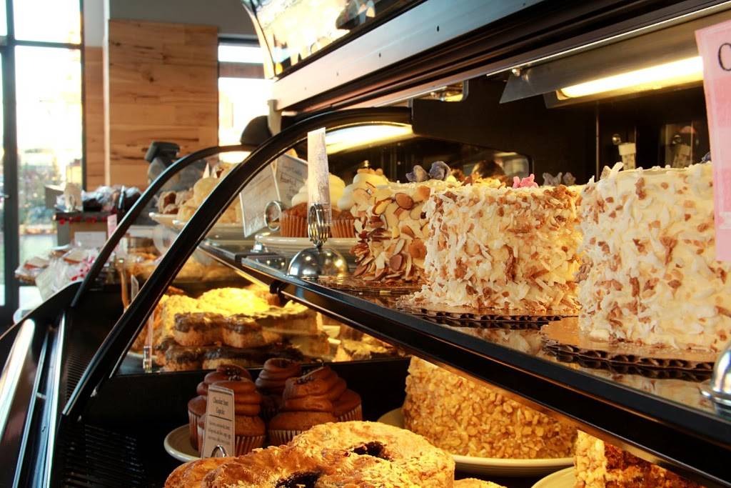 Atwaters Canton Crossing | restaurant | 3601 Boston St, Baltimore, MD 21224, USA | 6673097146 OR +1 667-309-7146