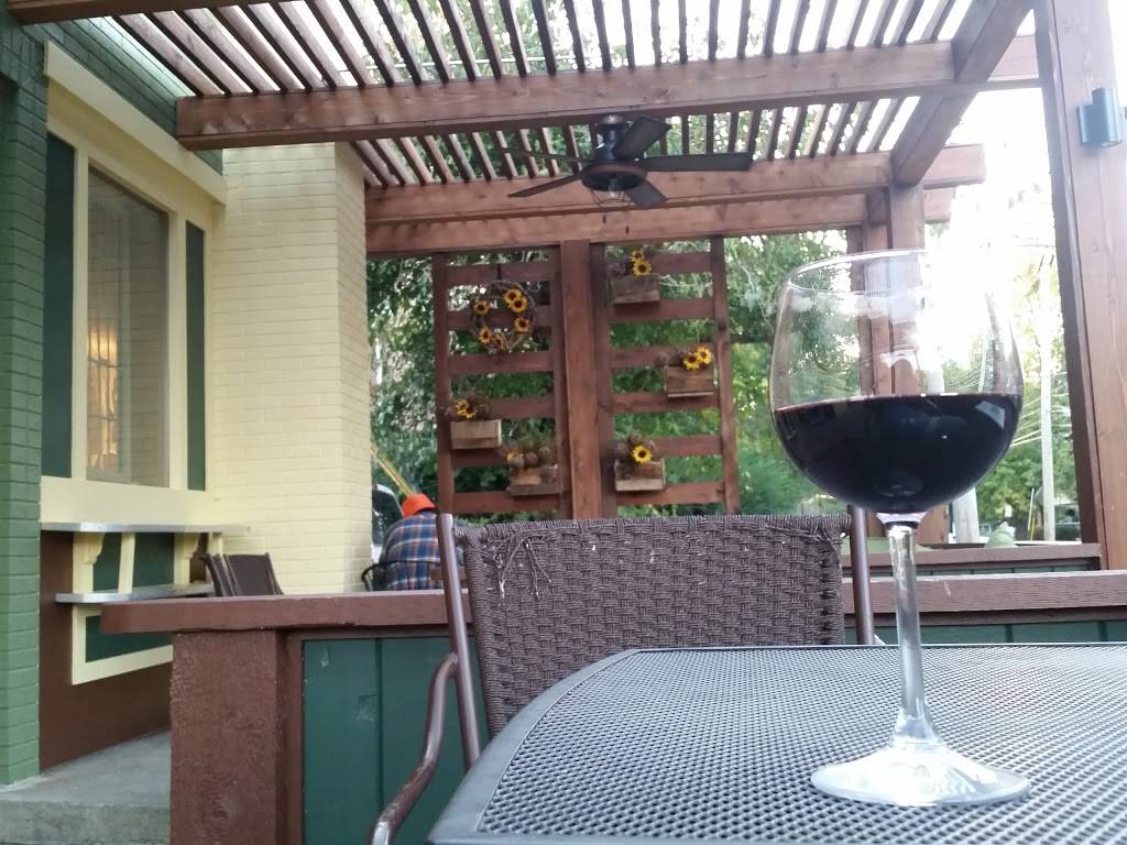 Cornerstone | restaurant | 651 E 54th St, Indianapolis, IN 46220, USA | 3177261360 OR +1 317-726-1360