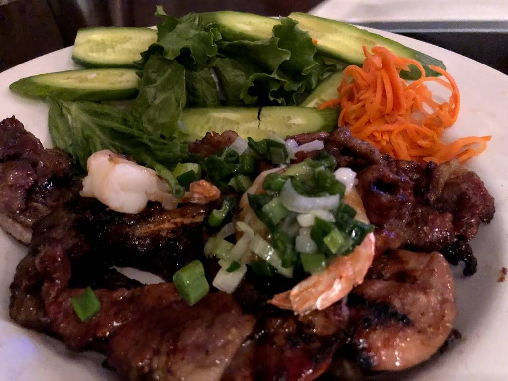 Tasty Broth Pho Grill | restaurant | 1550 W Horizon Ridge Pkwy suite q, Henderson, NV 89012, USA | 7025228228 OR +1 702-522-8228