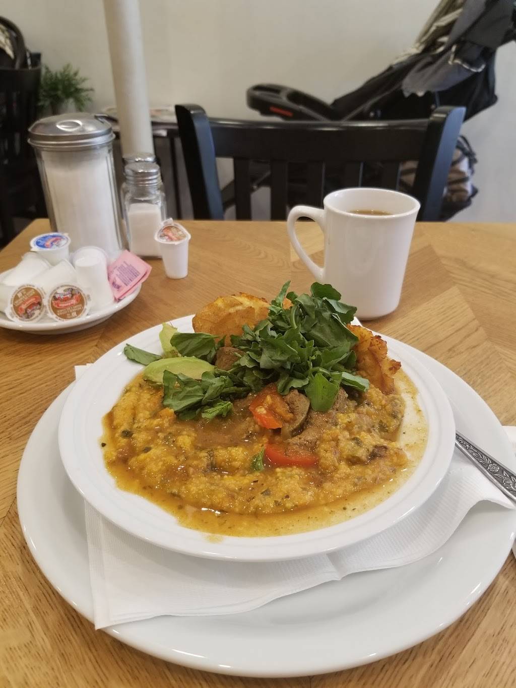 Le Métis - Déjeuner | restaurant | 2303 Rue des Ormeaux, Montréal, QC H1L 4X3, Canada | 5143546464 OR +1 514-354-6464