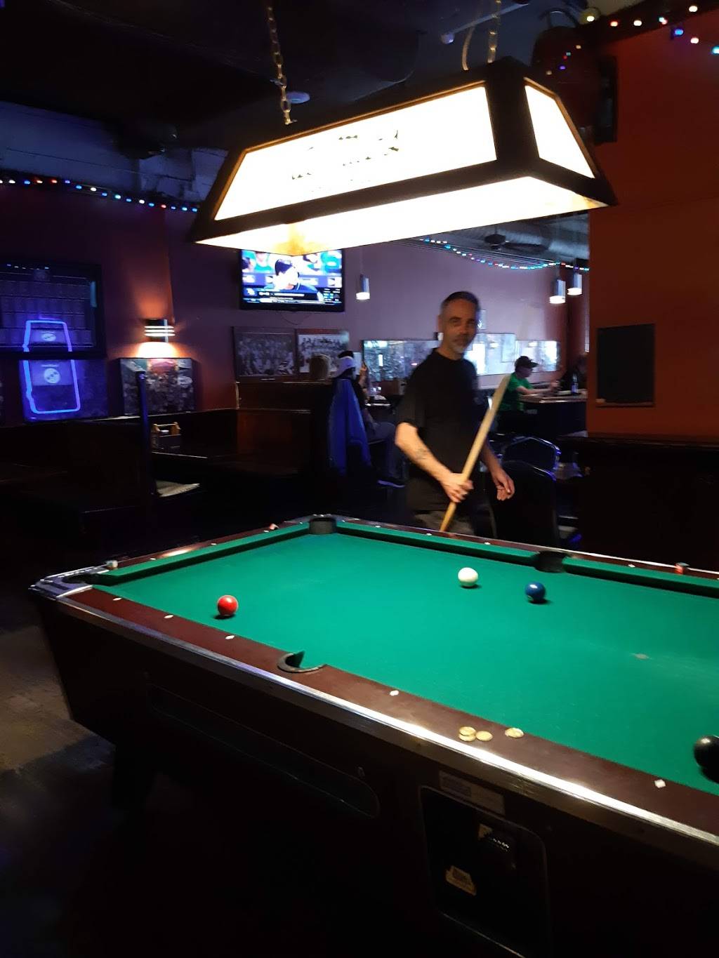 Al Macs Bar | restaurant | 2459 Kingston Rd, Scarborough, ON M1N 1V4, Canada | 4162667999 OR +1 416-266-7999