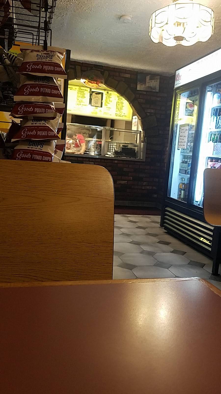 Tonys Italian Restaurant-Pizzeria | restaurant | 15 N Home Ave, Topton, PA 19562, USA | 6106826396 OR +1 610-682-6396