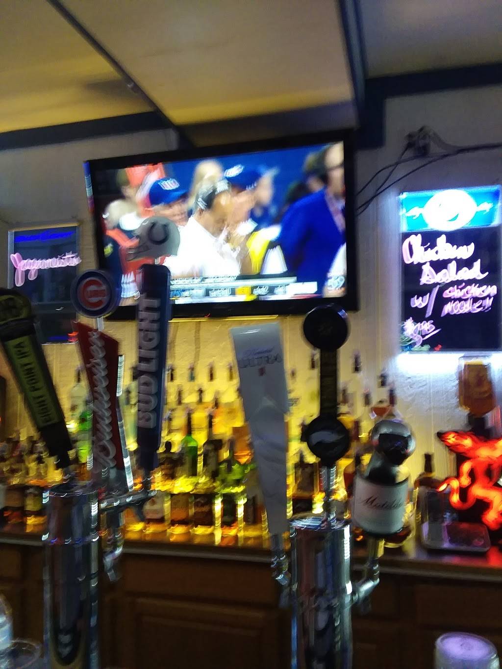 Baseys Downtown Grill | restaurant | 1151, 419 S West St, Indianapolis, IN 46225, USA | 3176026900 OR +1 317-602-6900