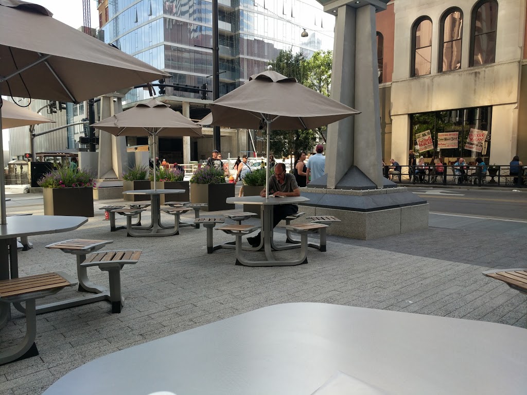 Starbucks | cafe | 424 Church St Suite 110, Nashville, TN 37219, USA | 6152483339 OR +1 615-248-3339