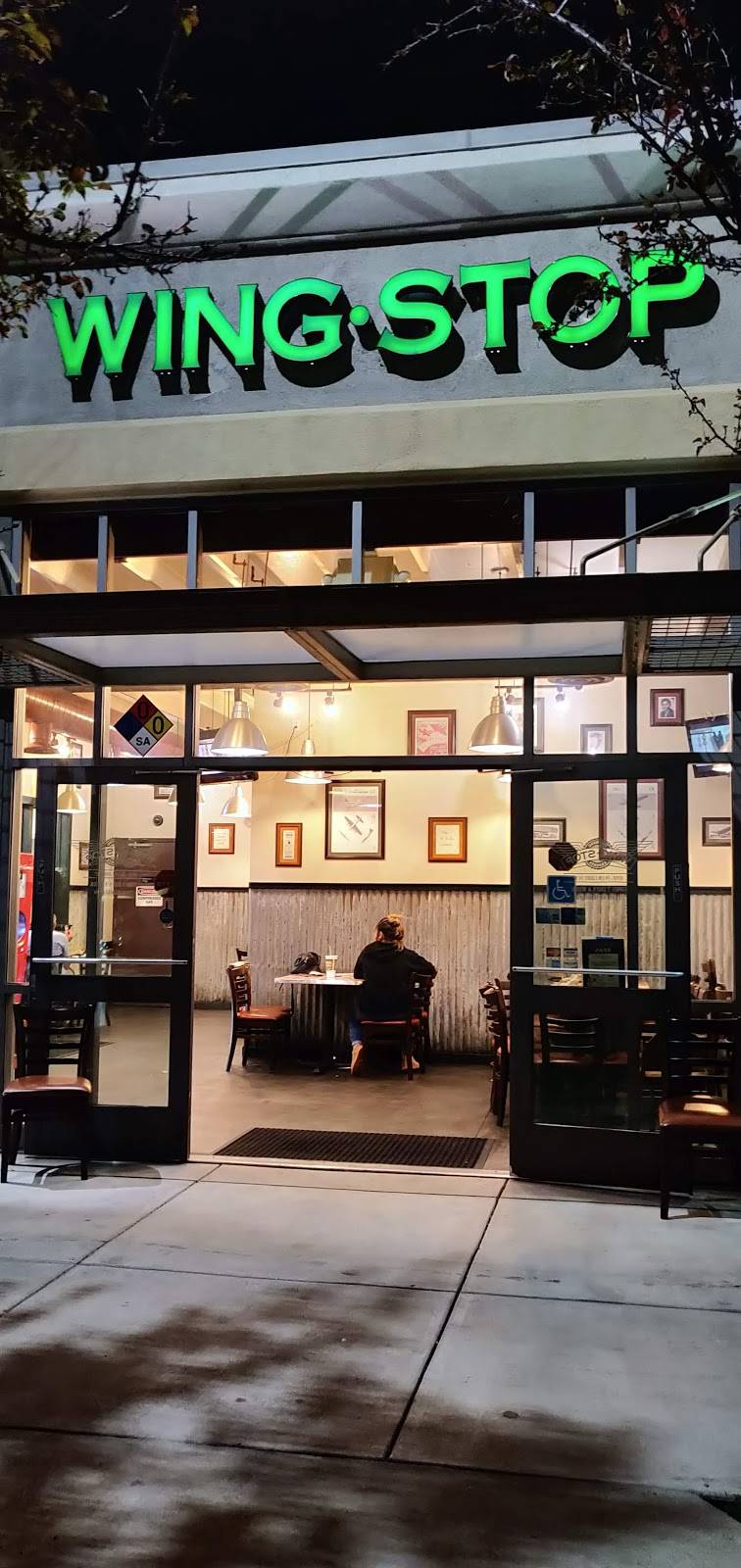 Wingstop | restaurant | 80 N Milpitas Blvd, Milpitas, CA 95035, USA | 4089569464 OR +1 408-956-9464