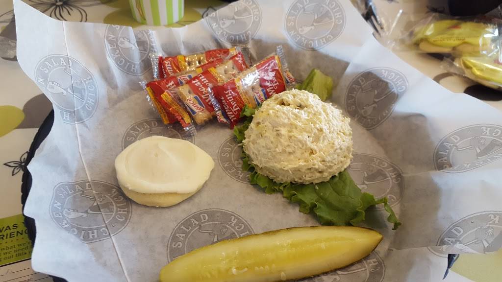 Chicken Salad Chick | restaurant | 1122 Dawsonville Hwy #500, Gainesville, GA 30501, USA | 6789213513 OR +1 678-921-3513