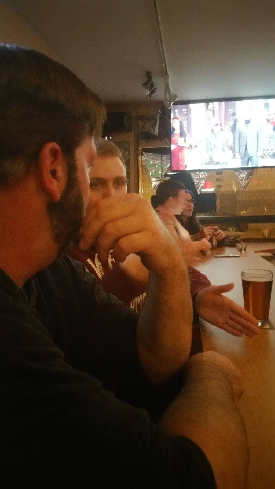 Bridesburg Pub | restaurant | 4254 Richmond St, Philadelphia, PA 19137, USA | 2154311088 OR +1 215-431-1088