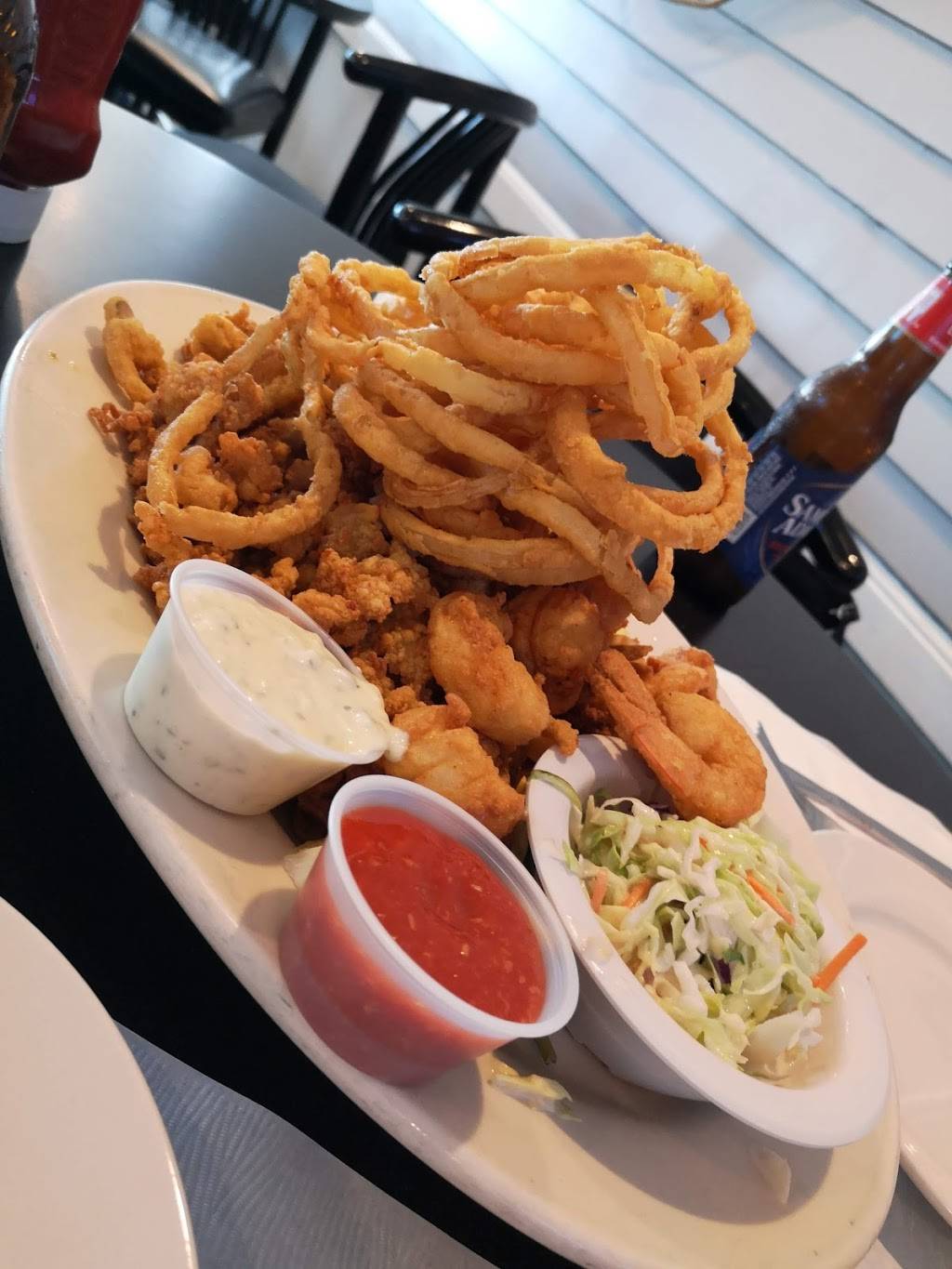 Schooners | restaurant | 157 Nantasket Ave, Hull, MA 02045, USA | 7819255200 OR +1 781-925-5200