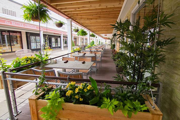 C. Frogs BBQ | Steak | Whiskey | restaurant | 3935 W 69th Terrace, Prairie Village, KS 66208, USA | 9136015250 OR +1 913-601-5250