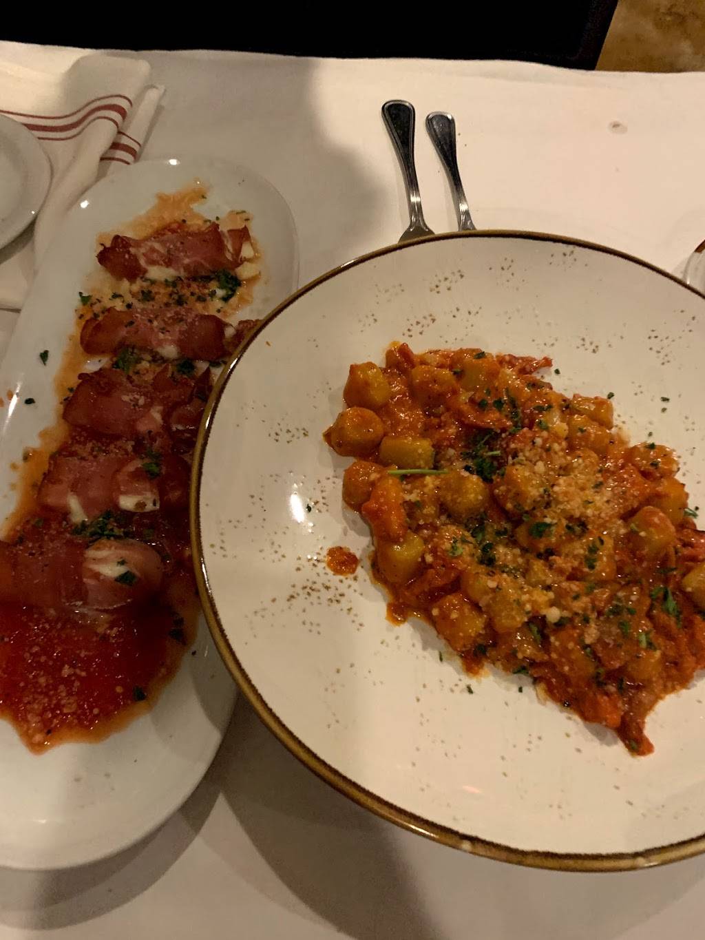 Pellegrini Ristorante Italiano - Bar | restaurant | 2400 17th St, Greeley, CO 80634, USA | 9705155332 OR +1 970-515-5332