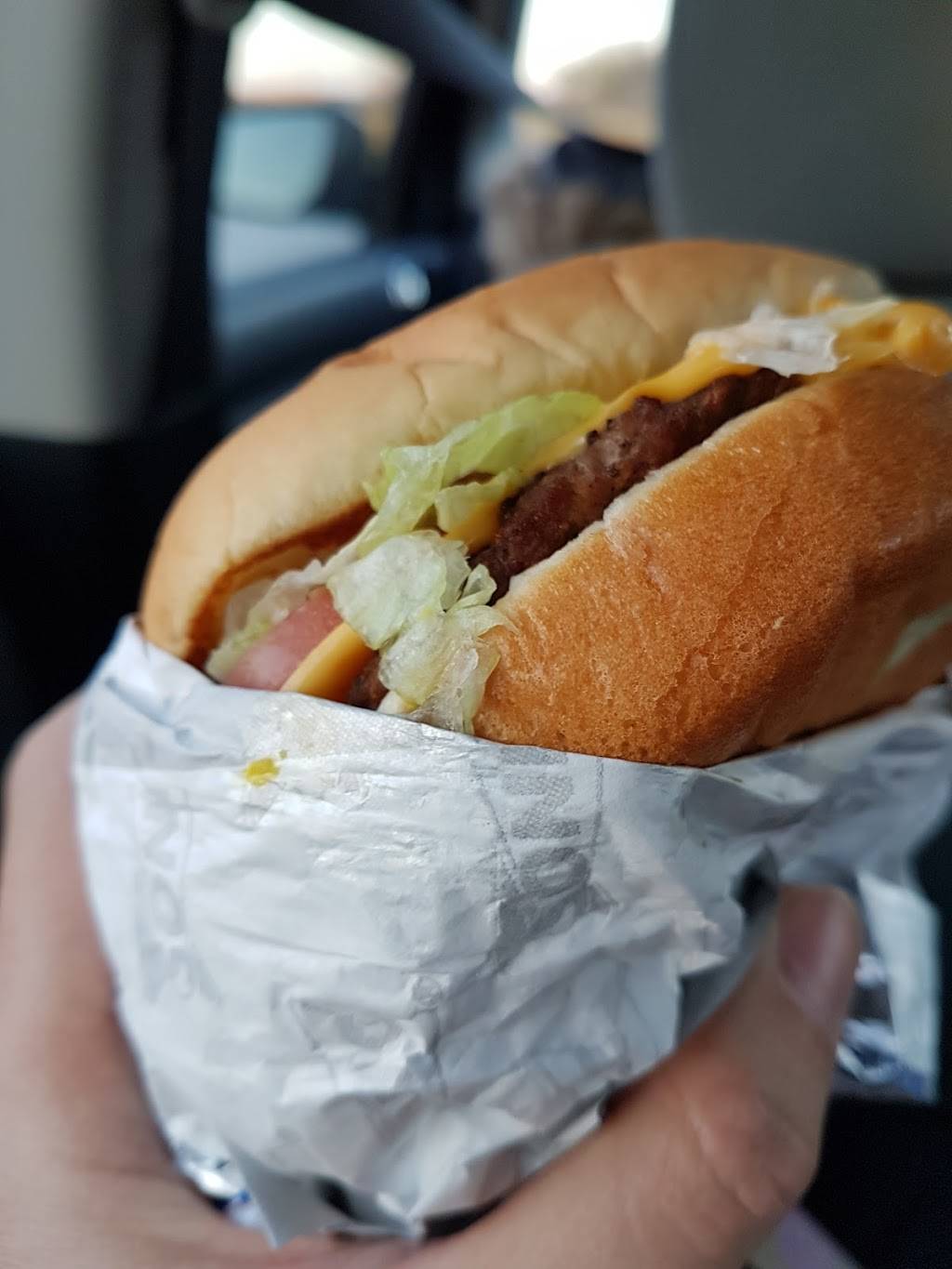 Sonic Drive-In | restaurant | 3298 I-35E, Waxahachie, TX 75165, USA | 9729231498 OR +1 972-923-1498