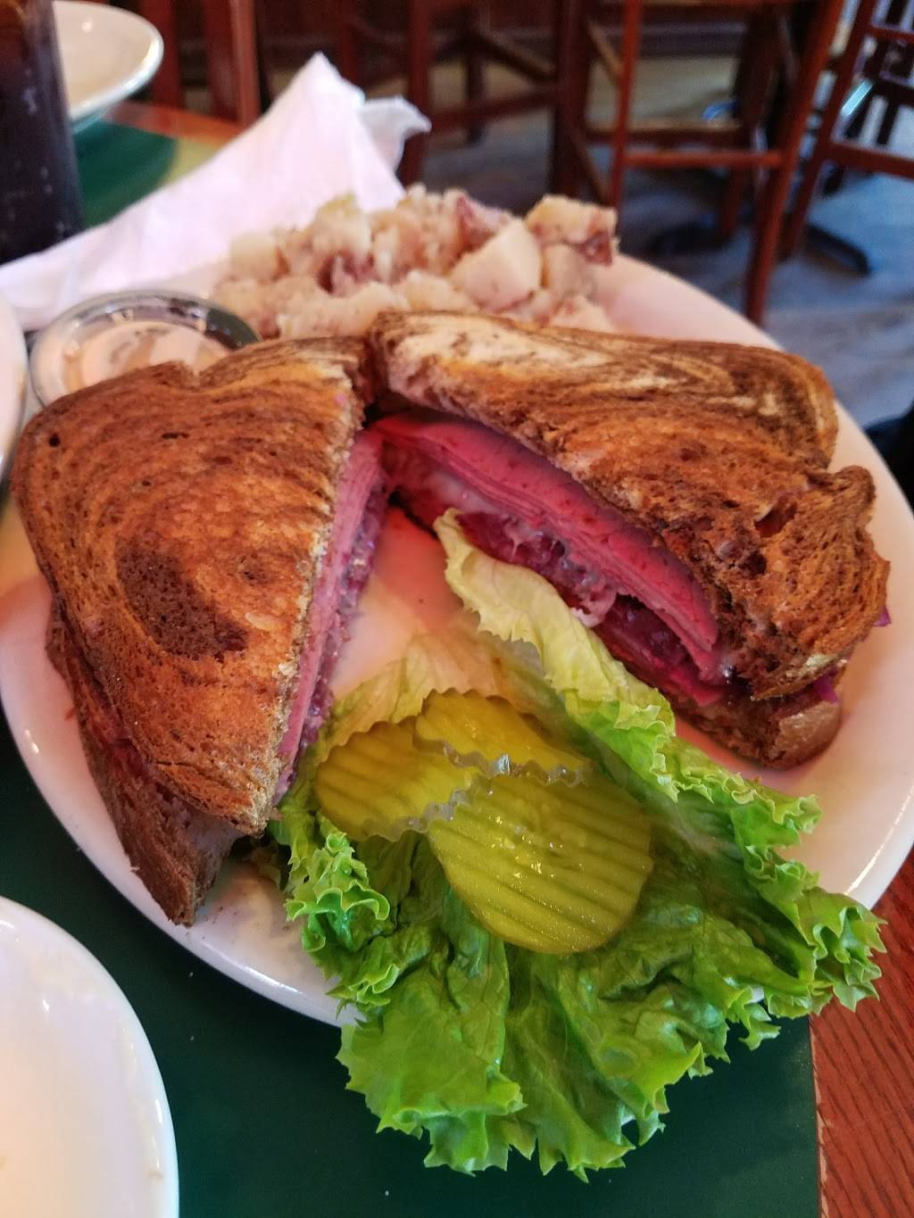 Concert Hall and Barrel Tavern | restaurant | 206 E 1st St, Hermann, MO 65041, USA | 5734865065 OR +1 573-486-5065