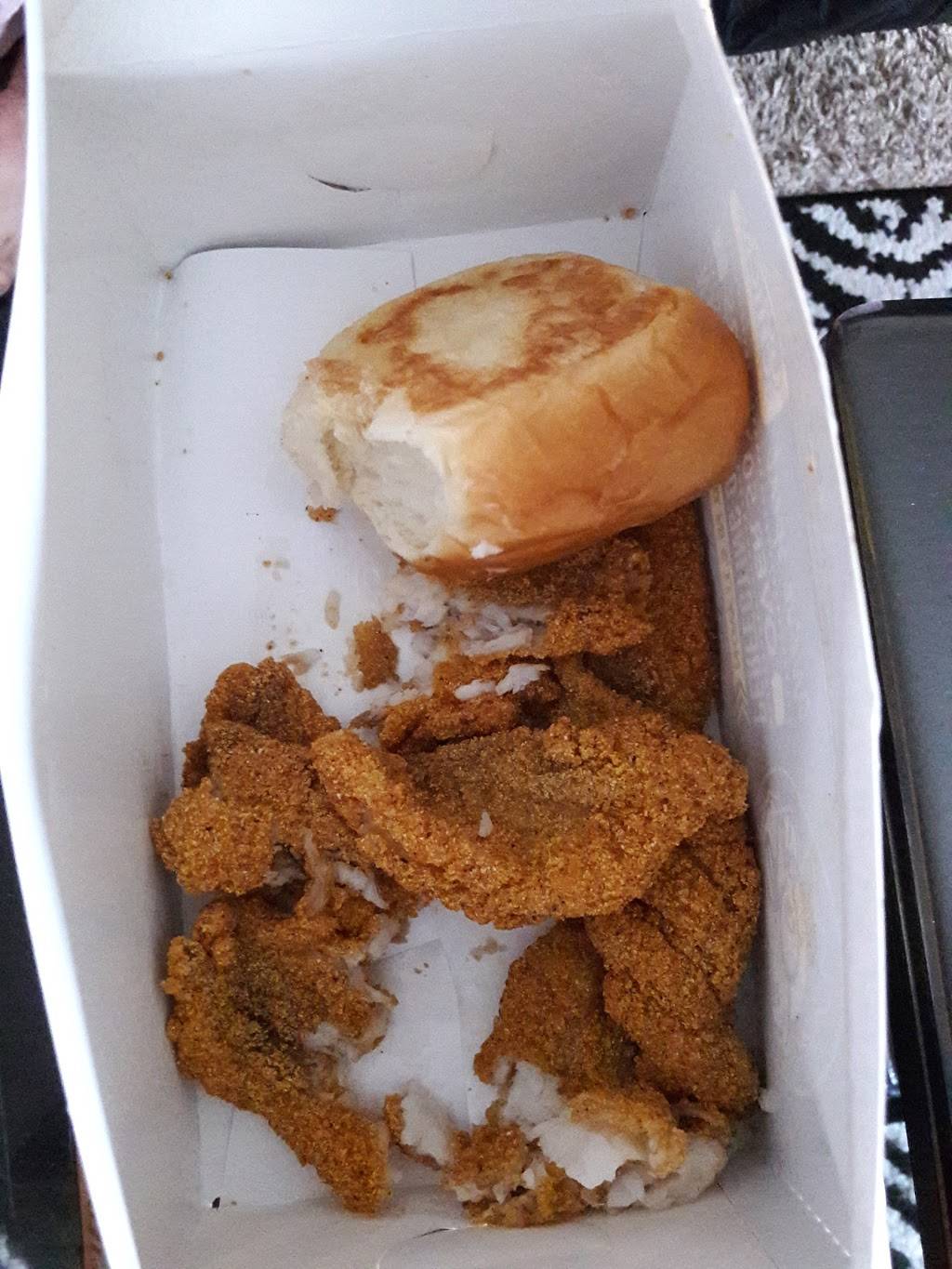 Golden Chick | meal takeaway | 5580 S Buckner Blvd, Mesquite, TX 75149, USA | 2143213555 OR +1 214-321-3555