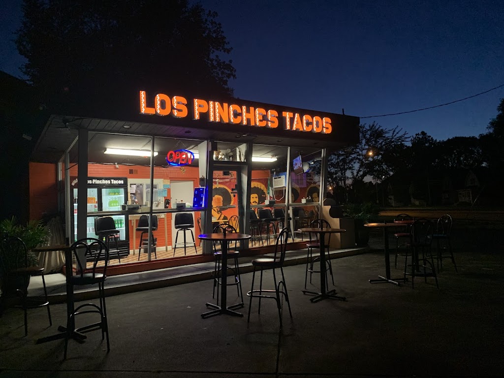 Los Pinches Tacos | restaurant | 627 N Irwin Ave, Green Bay, WI 54302, USA | 9205449584 OR +1 920-544-9584