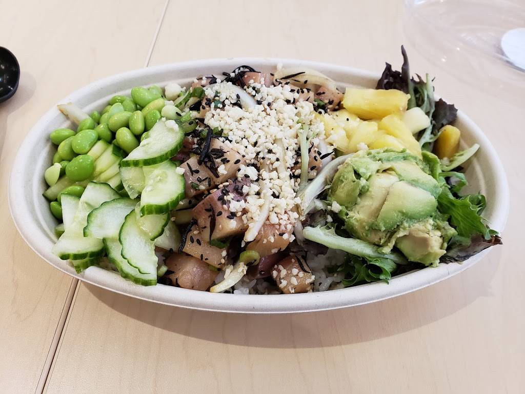 Big Fin Poké Northshore Mall | restaurant | 210 Andover St, Peabody, MA 01960, USA | 9785387653 OR +1 978-538-7653