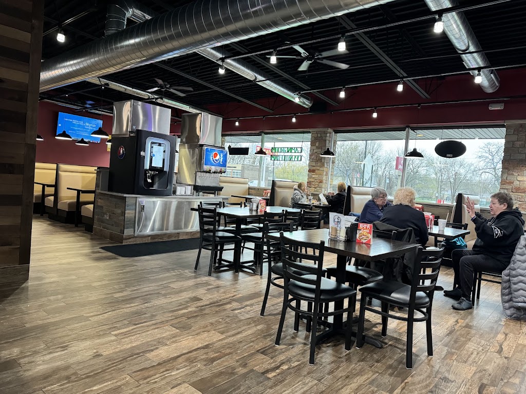 LuckyDog | restaurant | 5545 LaGrange Rd, Countryside, IL 60525, USA | 7086394591 OR +1 708-639-4591