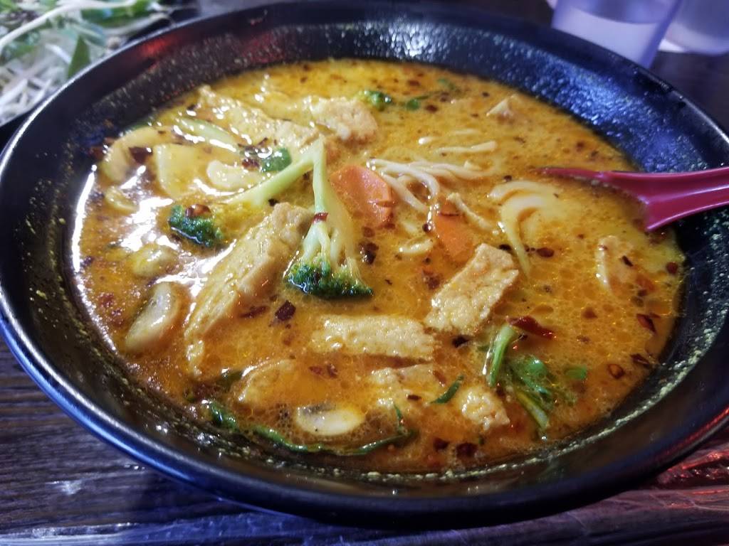 Bettys Noodle House | restaurant | 920 Pacific Ave, Santa Cruz, CA 95060, USA | 8314262328 OR +1 831-426-2328