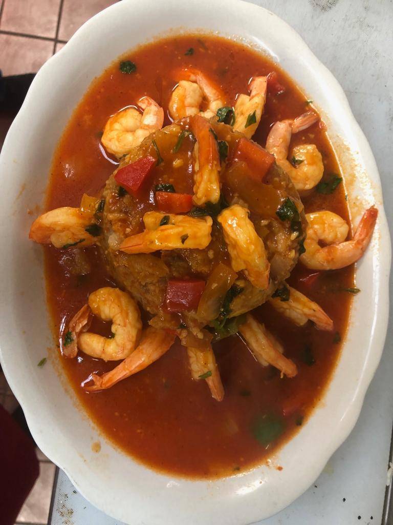 La Casa Del Pollo | restaurant | 624 N Maxwell St, Allentown, PA 18109, USA | 4842218444 OR +1 484-221-8444