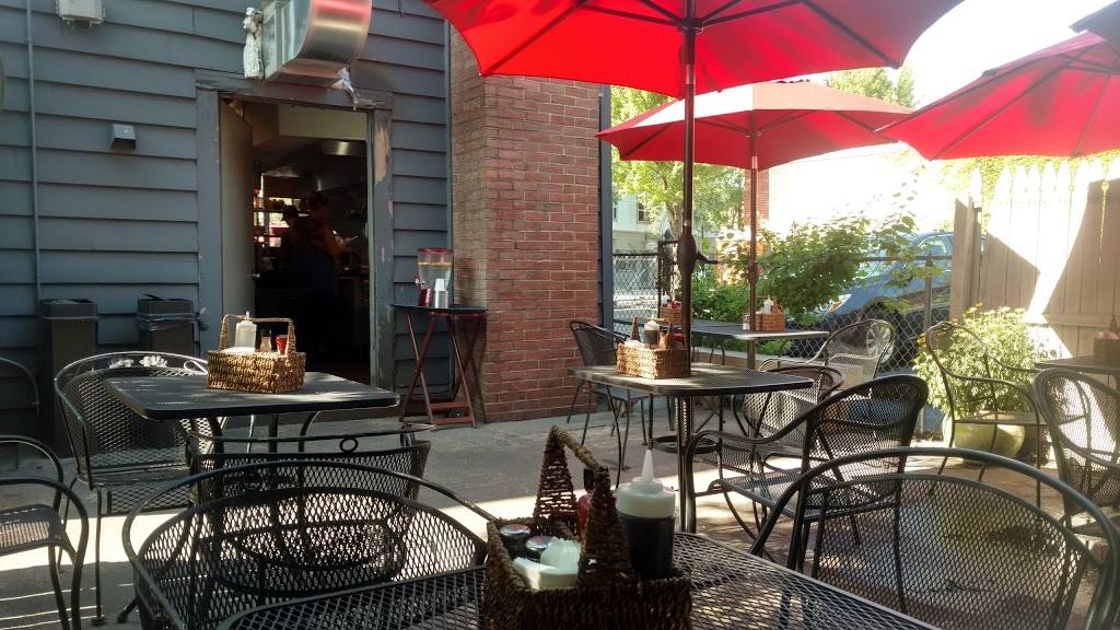 Amys Place | restaurant | 214 Wickenden St, Providence, RI 02906, USA | 4012749966 OR +1 401-274-9966