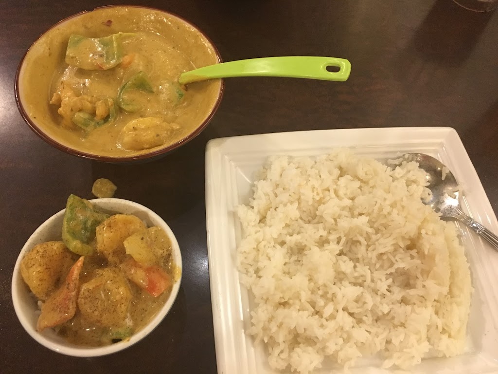 663 Bistro | restaurant | 663 S Weller St, Seattle, WA 98104, USA | 2066678760 OR +1 206-667-8760