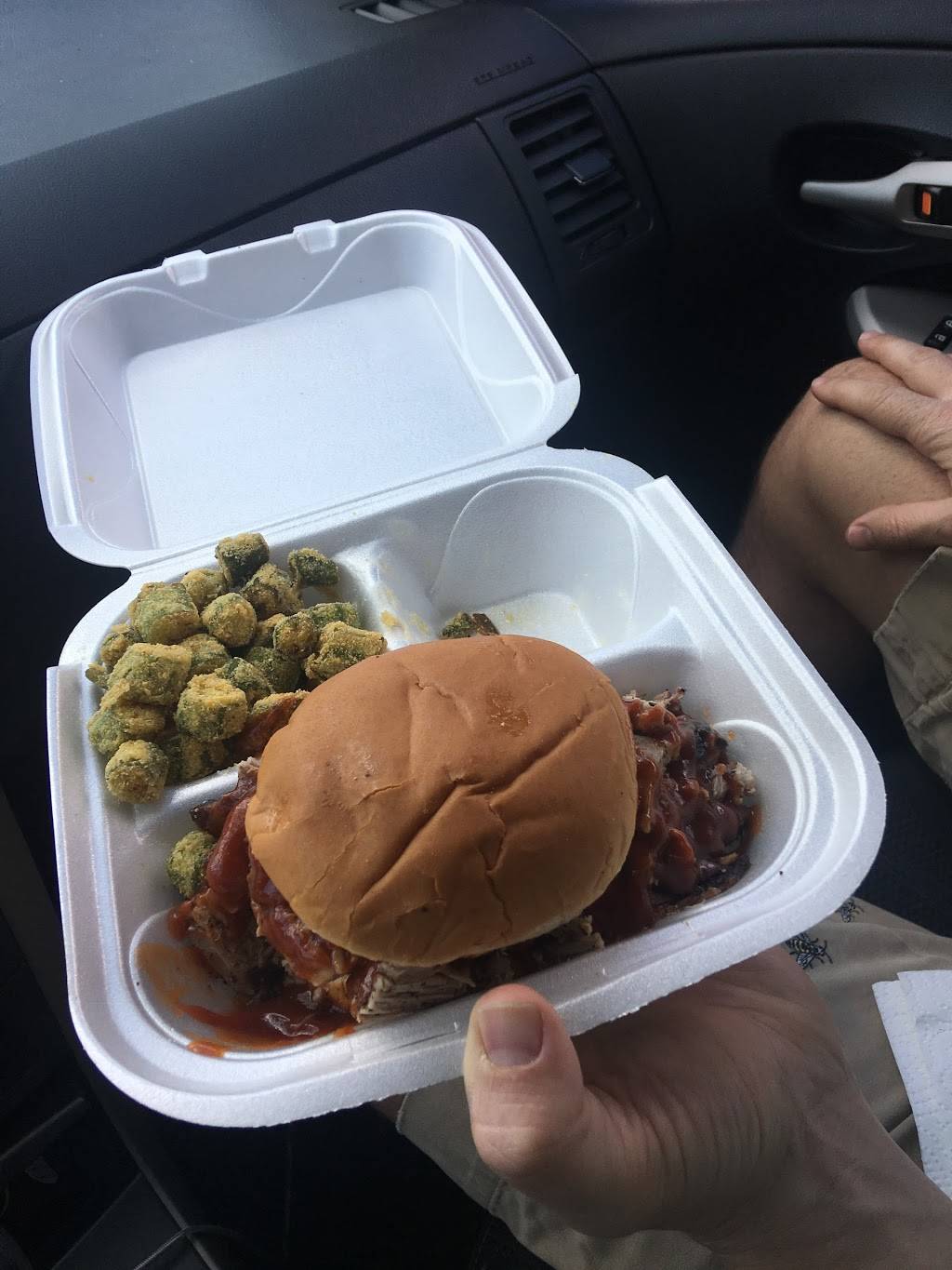 Uncle Jones Bar-B-Que | restaurant | 1370 E Altamonte Dr, Altamonte Springs, FL 32701, USA | 3219451440 OR +1 321-945-1440