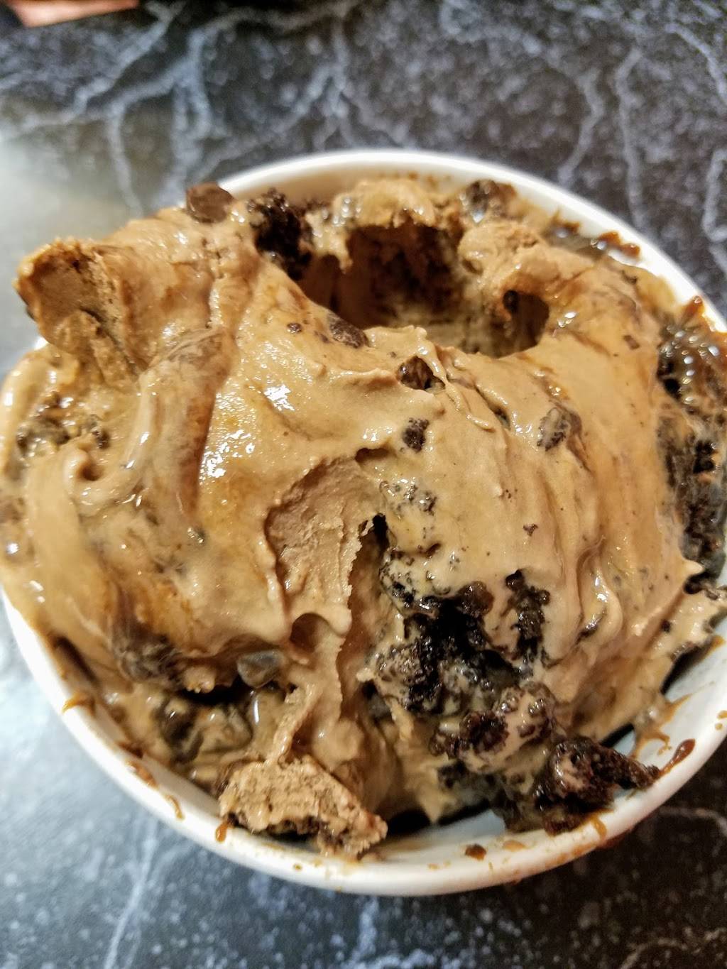 Cold Stone Creamery | bakery | 3641 E Baseline Rd Ste Q101, Gilbert, AZ 85234, USA | 4806325517 OR +1 480-632-5517