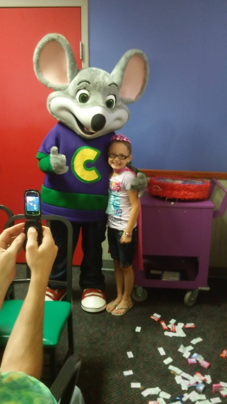 Chuck E. Cheeses | restaurant | 1611 W McGalliard Rd, Muncie, IN 47302, USA | 7652878740 OR +1 765-287-8740