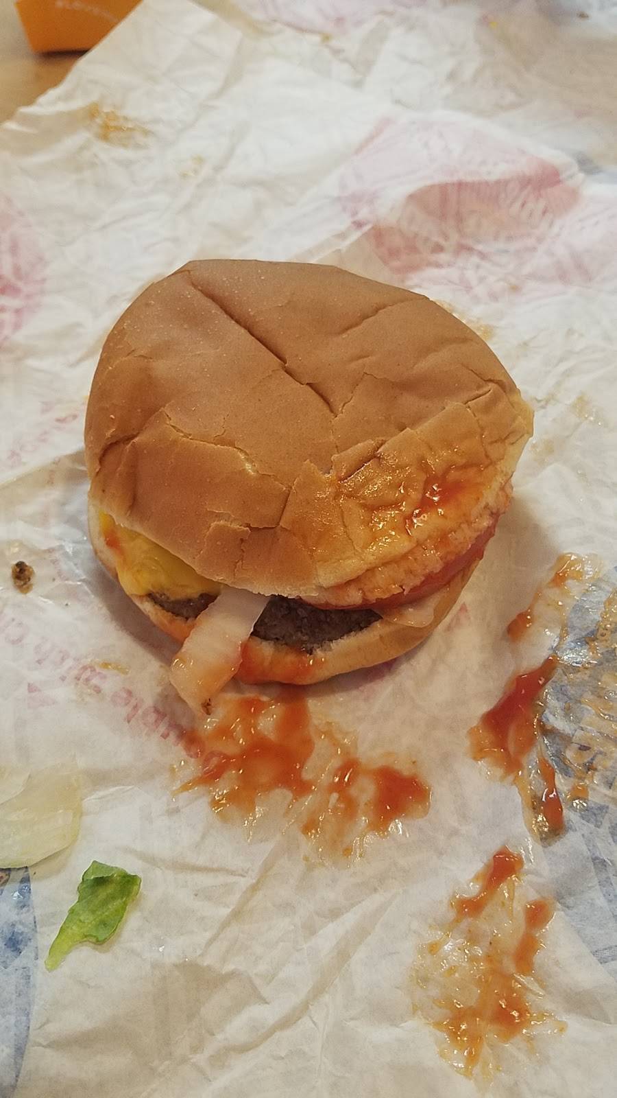 Dairy Queen Grill & Chill | restaurant | 340 S 1st St, Zionsville, IN 46077, USA | 3178733751 OR +1 317-873-3751