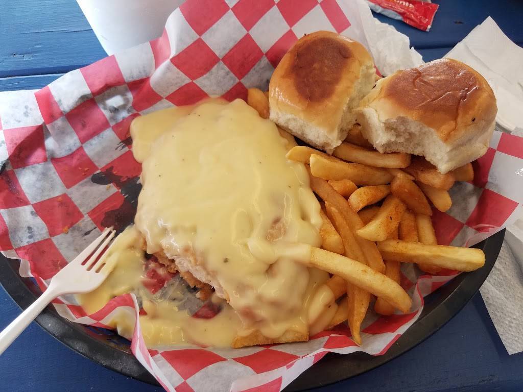 Cowboys Chicken & More | restaurant | 3250 Morgan Ave, Corpus Christi, TX 78405, USA | 3618831975 OR +1 361-883-1975