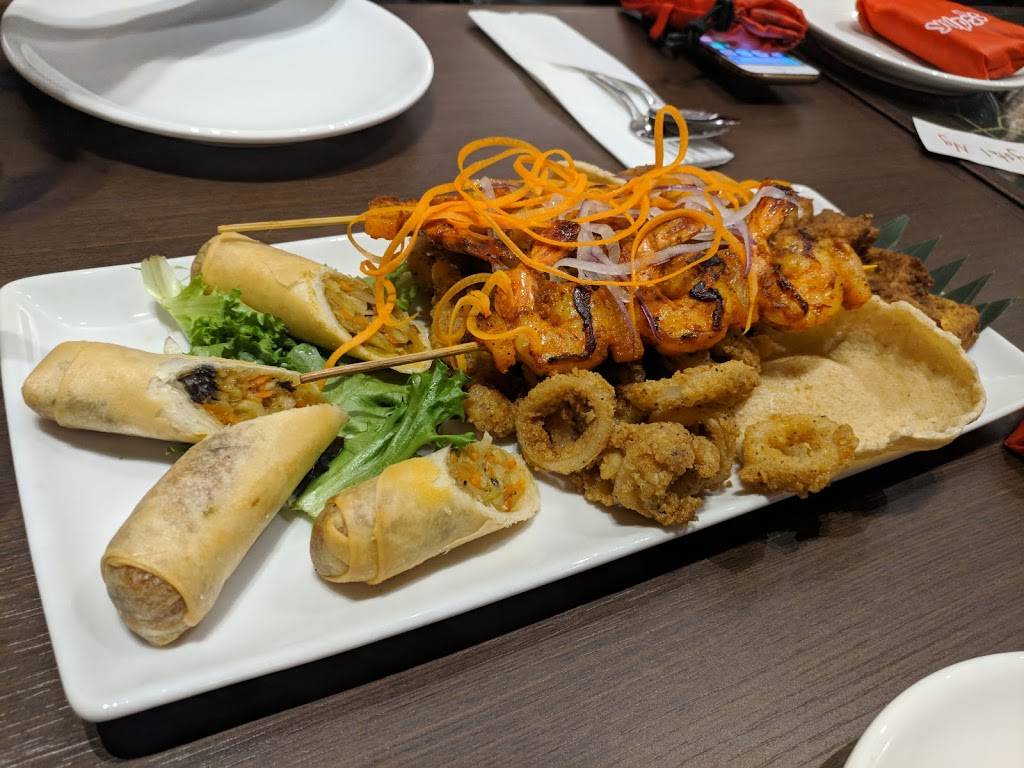 thairoomgrand | restaurant | 861 York Mills Rd #9, North York, ON M3B 1Y2, Canada | 4164447223 OR +1 416-444-7223