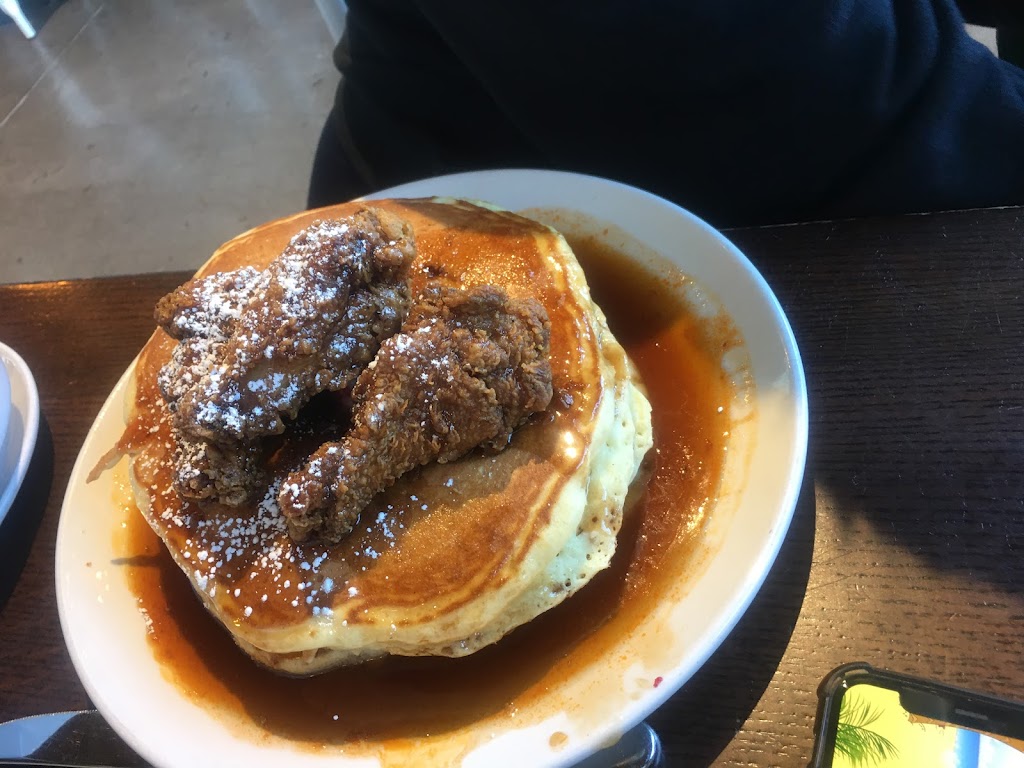 Brunch & Sip | restaurant | 3950 E Indian School Rd Suite #100, Phoenix, AZ 85018, USA | 6026751459 OR +1 602-675-1459