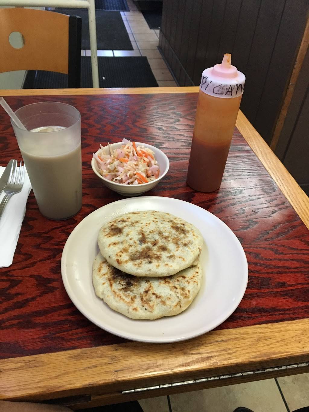 Los Cocos | Salvadorian Restaurant | restaurant | 1449 Fruitvale Ave, Oakland, CA 94601, USA | 5105363079 OR +1 510-536-3079