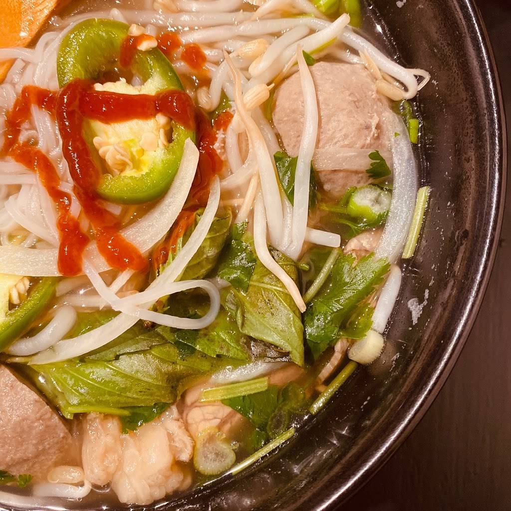 pho19 | restaurant | 31 W High St, Oxford, OH 45056, USA | 5135236755 OR +1 513-523-6755