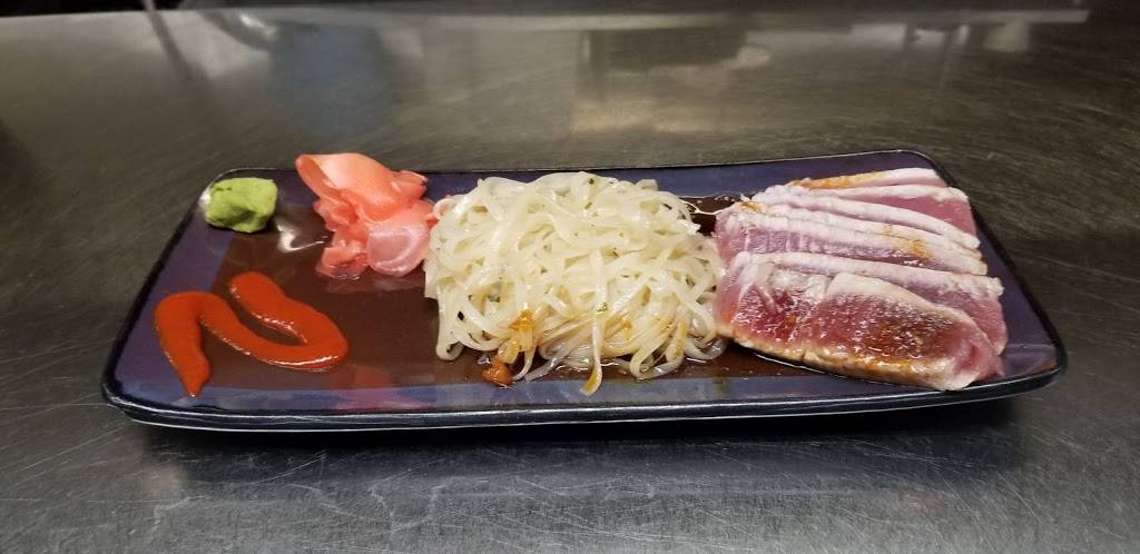 Leeds Ltd Restaurant and Lounge | night club | 750 Eisenhower Blvd, Harrisburg, PA 17111, USA | 7175644654 OR +1 717-564-4654