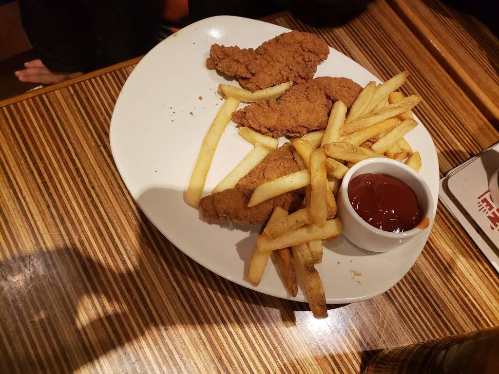 Outback Steakhouse | restaurant | 280 Marsh Ave, Staten Island, NY 10314, USA | 7187613907 OR +1 718-761-3907