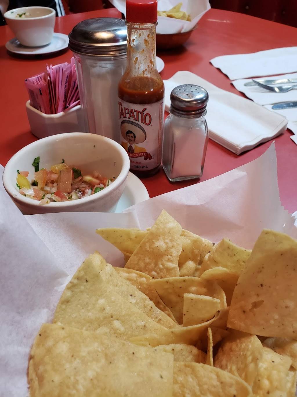 Casa Jimenez | restaurant | 17151 Foothill Blvd, Fontana, CA 92335, USA | 9098236849 OR +1 909-823-6849