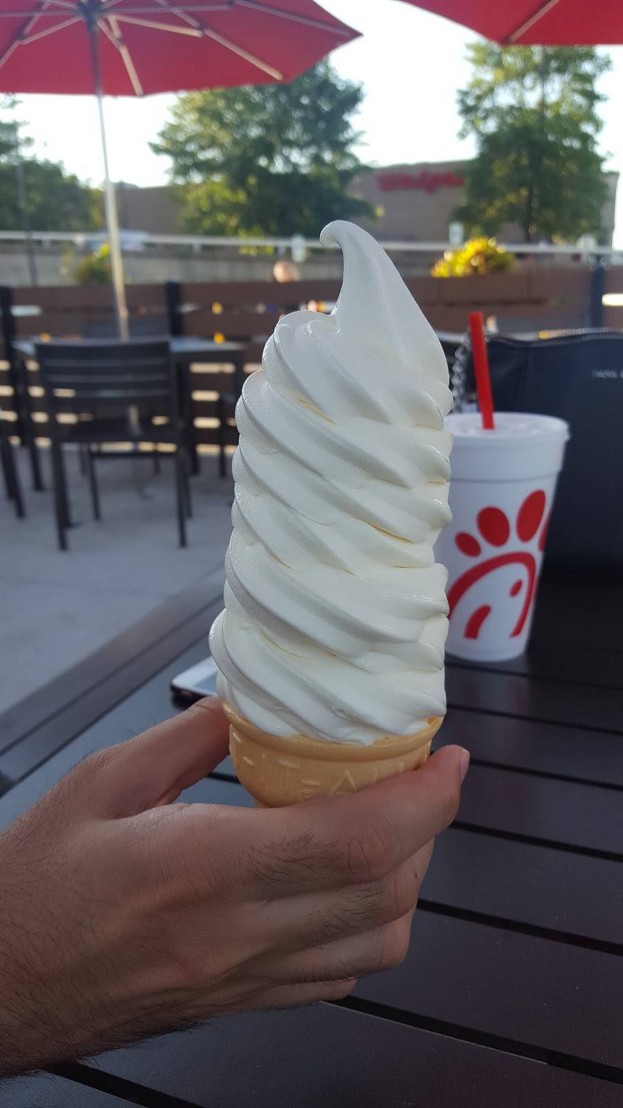 Chick-fil-A | restaurant | 2619 8th Ave S, Nashville, TN 37204, USA | 6153833333 OR +1 615-383-3333