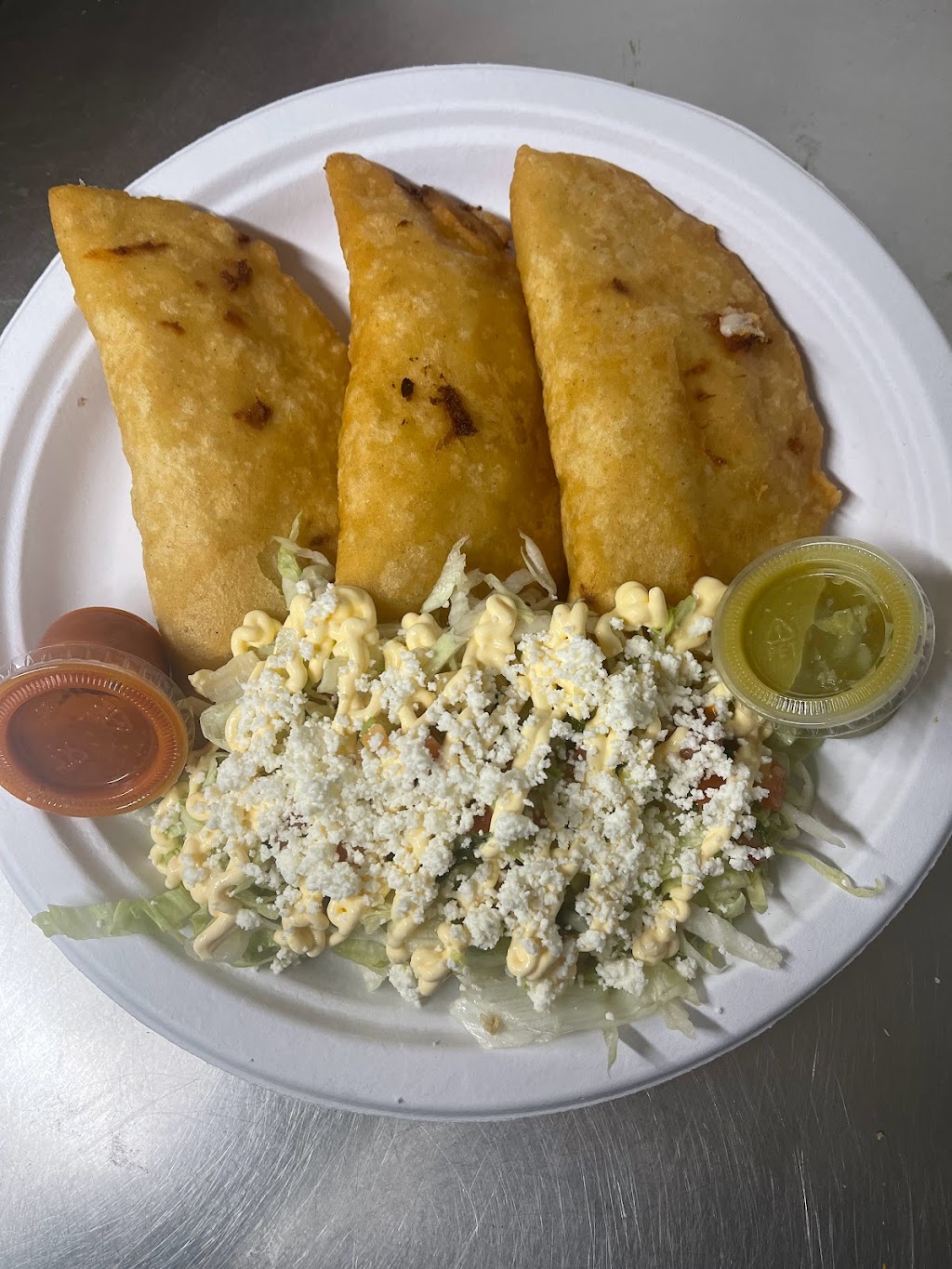 PUPUSERIA Y TAQUERIA LA SALVADOREÑA | restaurant | 2140 S 129th E Ave, Tulsa, OK 74134, USA | 9189519352 OR +1 918-951-9352