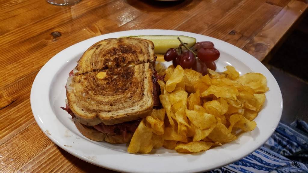 Roma Restaurant & Brewery | restaurant | 310 Stillwater Rd, Willernie, MN 55090, USA | 6516534733 OR +1 651-653-4733