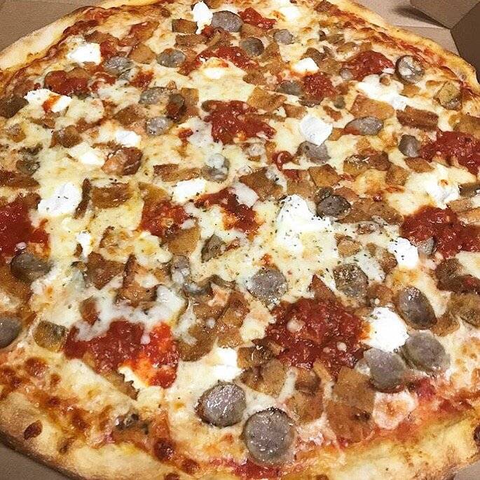 Rob & Tonys Pizzeria | restaurant | 66-35 Grand Ave, Maspeth, NY 11378, USA | 7185050355 OR +1 718-505-0355