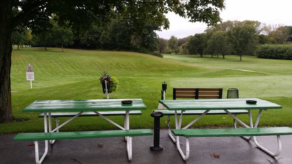 Johnson Park Golf Course | restaurant | 6200 Northwestern Ave, Racine, WI 53406, USA | 2626372840 OR +1 262-637-2840
