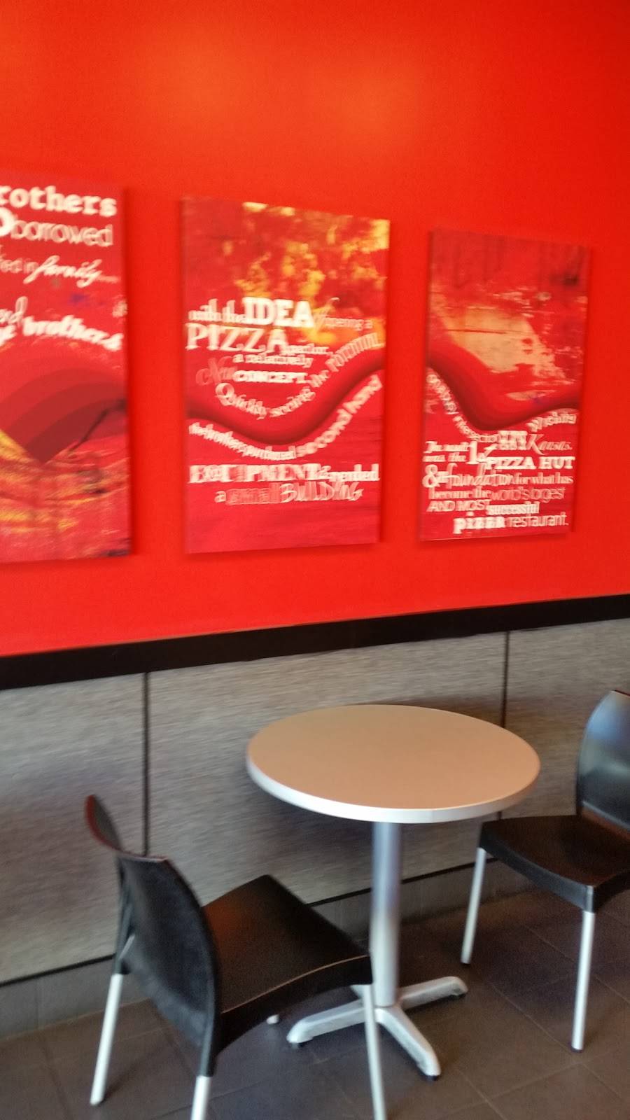 Pizza Hut | restaurant | 7000 Burroughs Ave Suite D104, Plano, IL 60545, USA | 6305529111 OR +1 630-552-9111