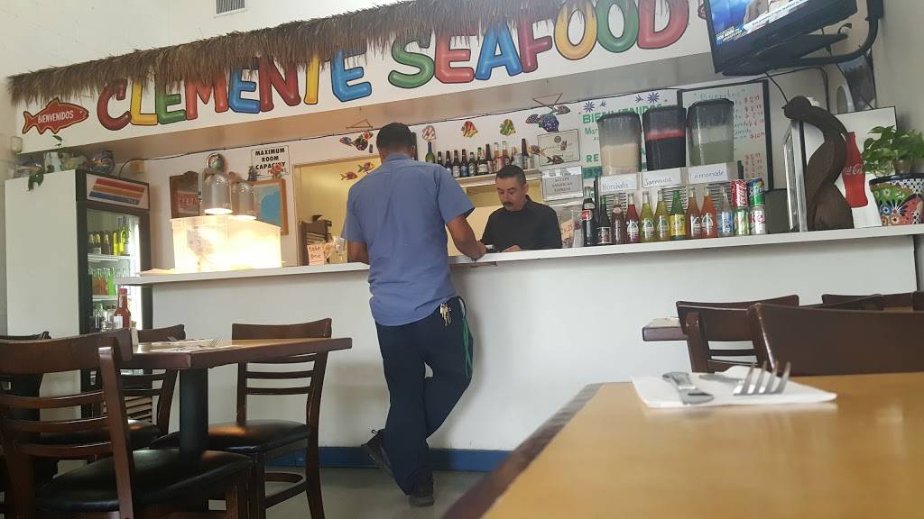 Clemente Seafood Restaurant | restaurant | 124 W MacArthur Blvd, Santa Ana, CA 92707, USA | 7145562815 OR +1 714-556-2815