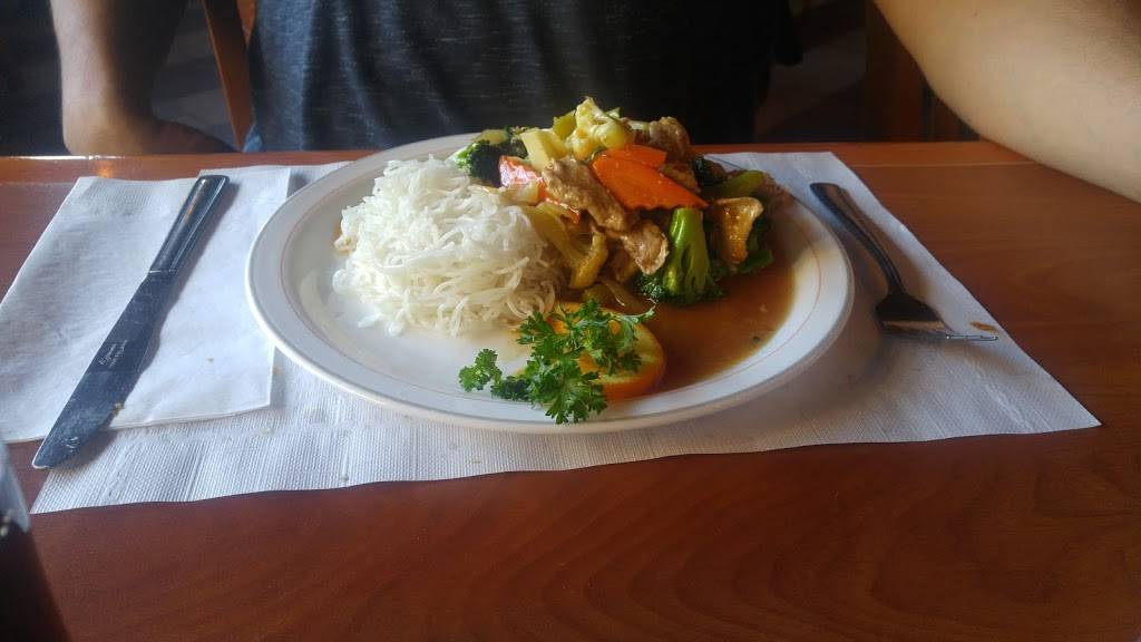 Restaurant An Na | restaurant | 2575 Boulevard Mgr Gauthier, Québec, QC G1J 5C4, Canada | 4186617272 OR +1 418-661-7272