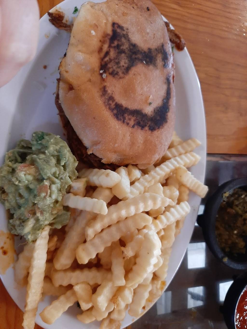 Tacos El Guero Culiacán | restaurant | 10097 N Loop Dr, Socorro, TX 79927, USA | 9153000276 OR +1 915-300-0276