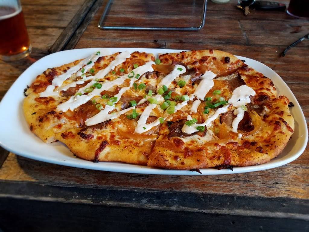 Panheads Pizzeria | restaurant | 113 S Orange St, New Smyrna Beach, FL 32168, USA | 3864288738 OR +1 386-428-8738