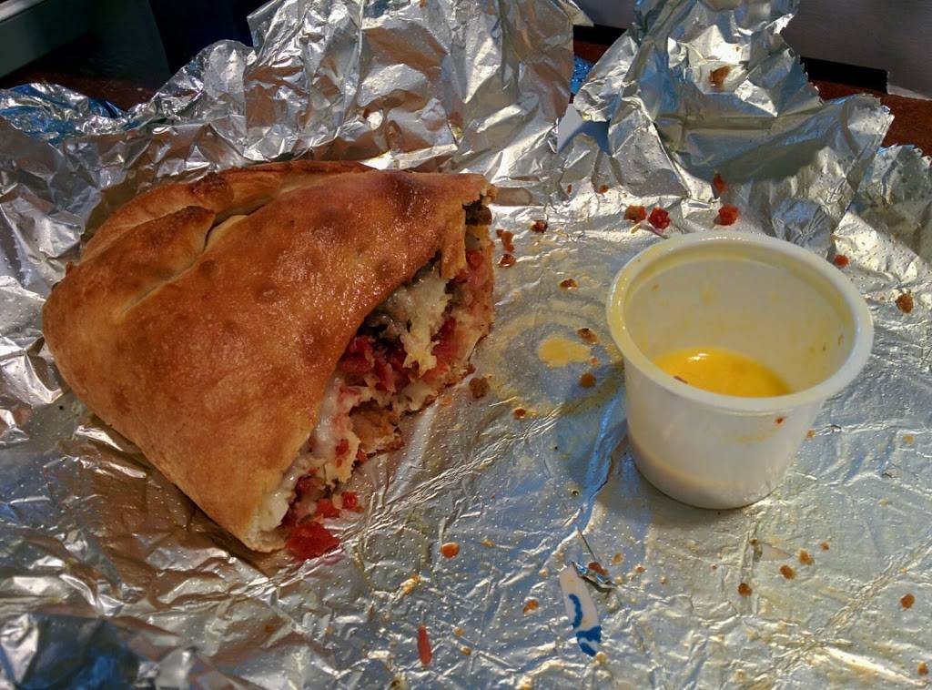 Big Boys Pizza | restaurant | 103 W 8th St, Connersville, IN 47331, USA | 7658251600 OR +1 765-825-1600