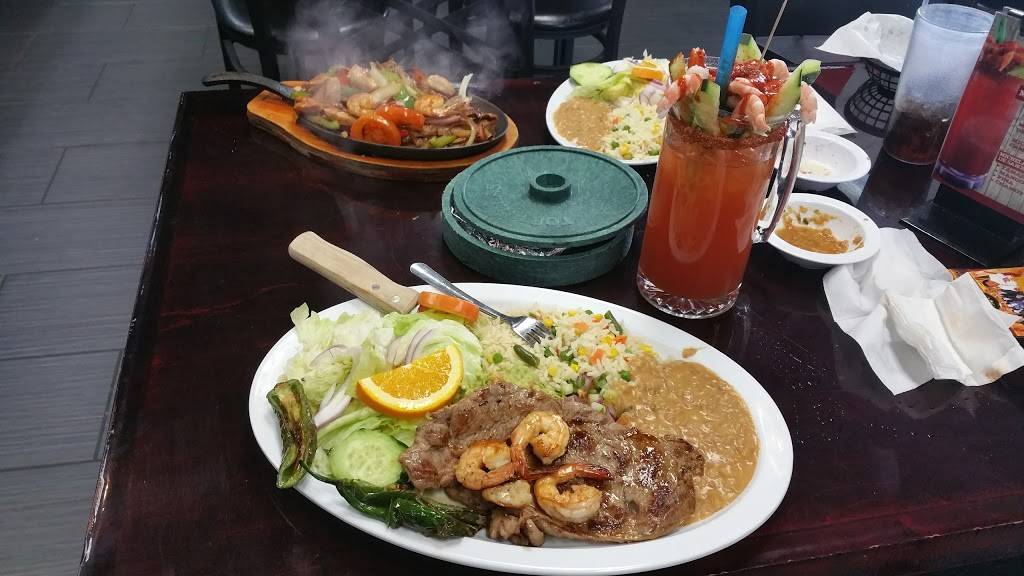 El 30 Mariscos Mexican Seafood Restaurant | restaurant | 606 Ventura Rd Frontage Rd, Oxnard, CA 93030, USA | 8053303029 OR +1 805-330-3029