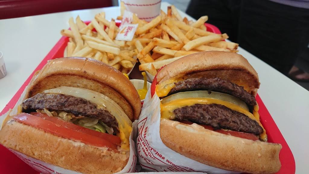 In-N-Out Burger | restaurant | 49188 Seminole Dr, Cabazon, CA 92230, USA | 8007861000 OR +1 800-786-1000